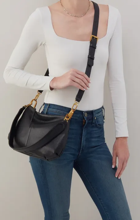 Advance Shoulder Bag