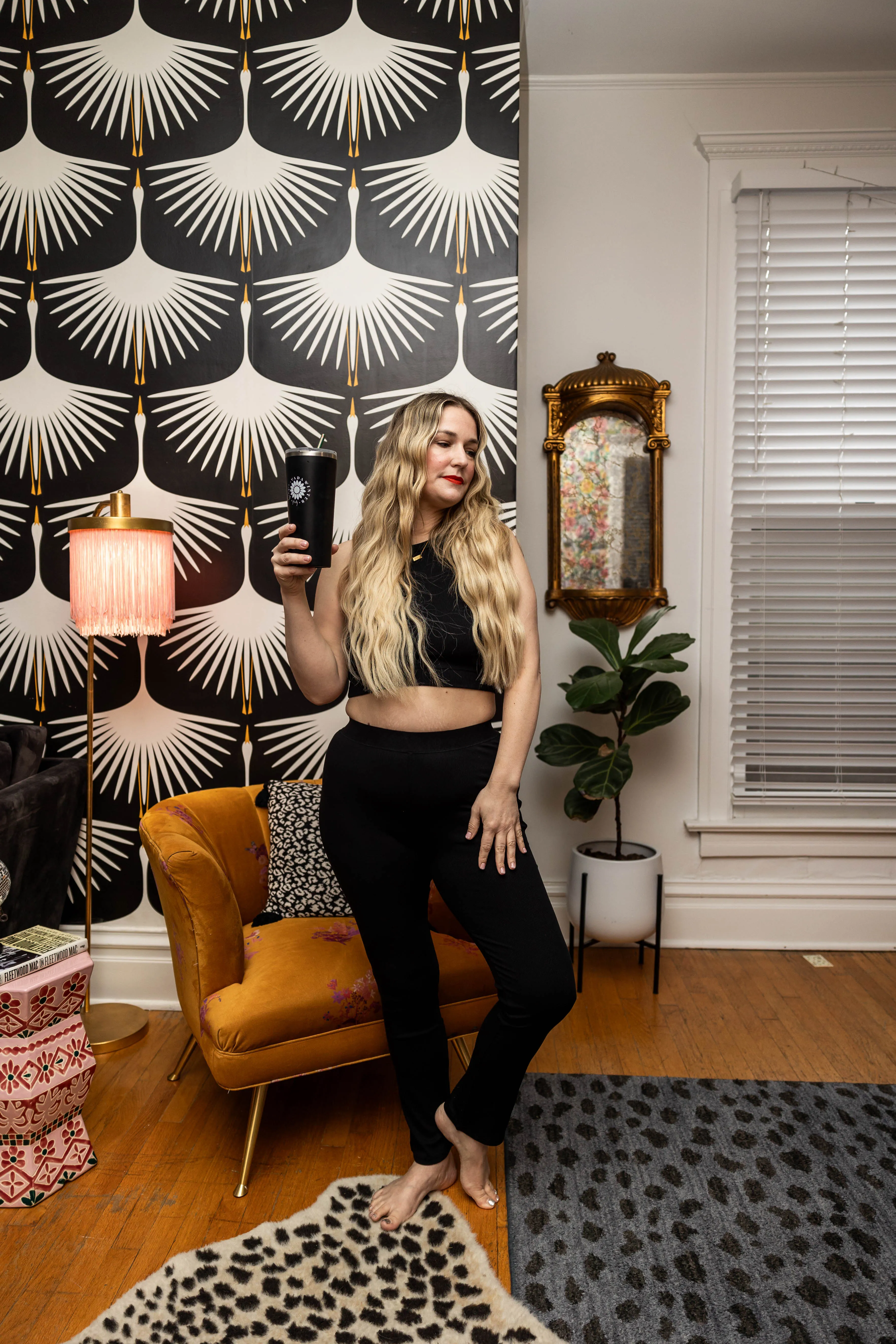 amora pant in black