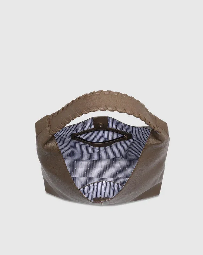 Avery Shoulder Bag in Mocha