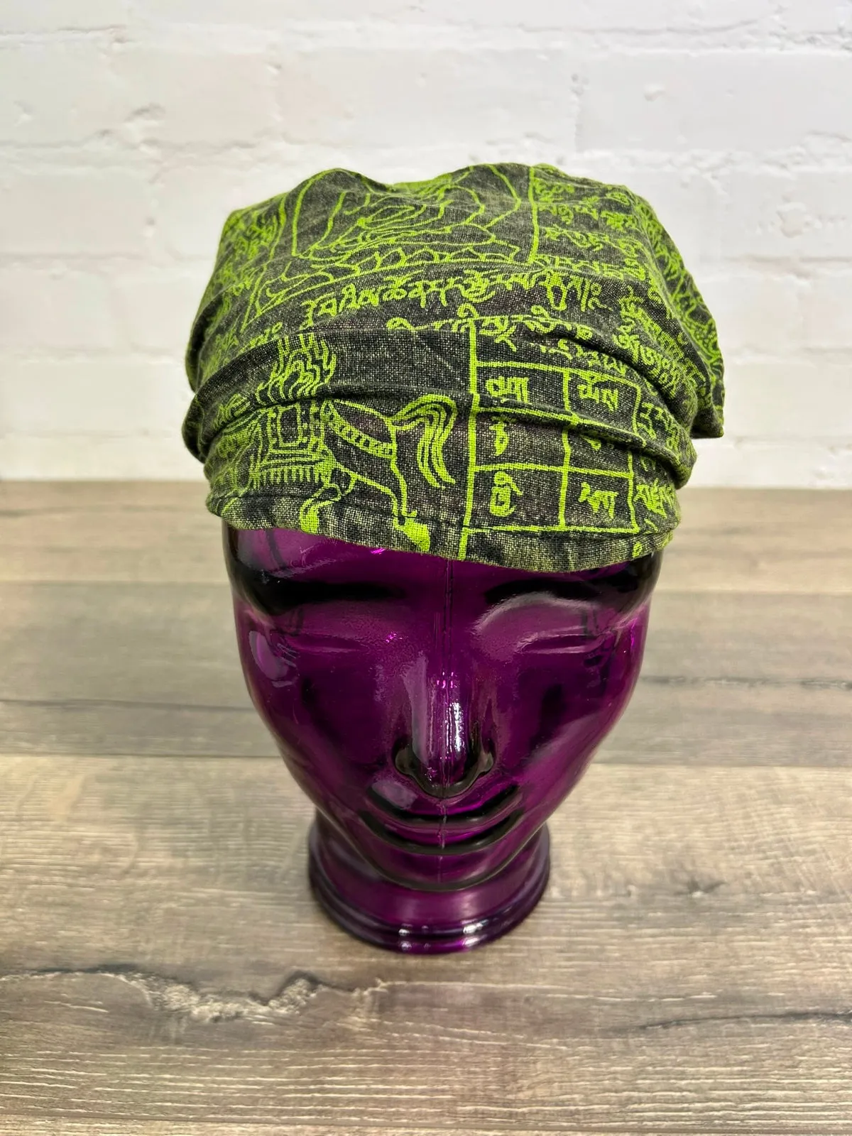 Black Prayer Print Headband