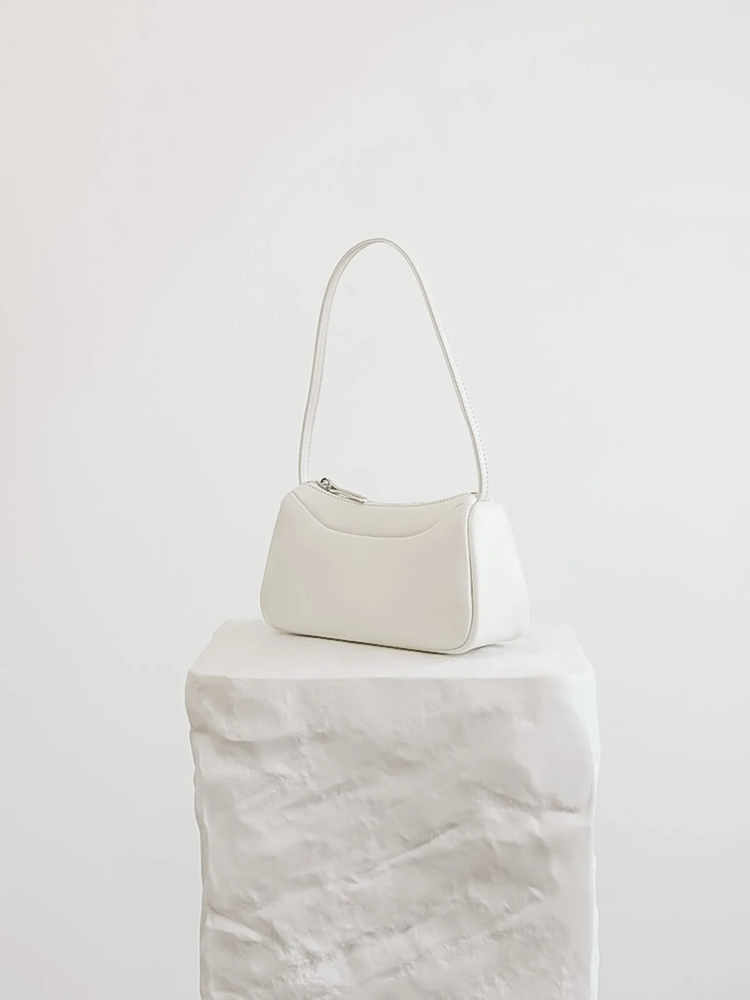 Bucks & Leather - Korean Leather Handbag HOBO Style