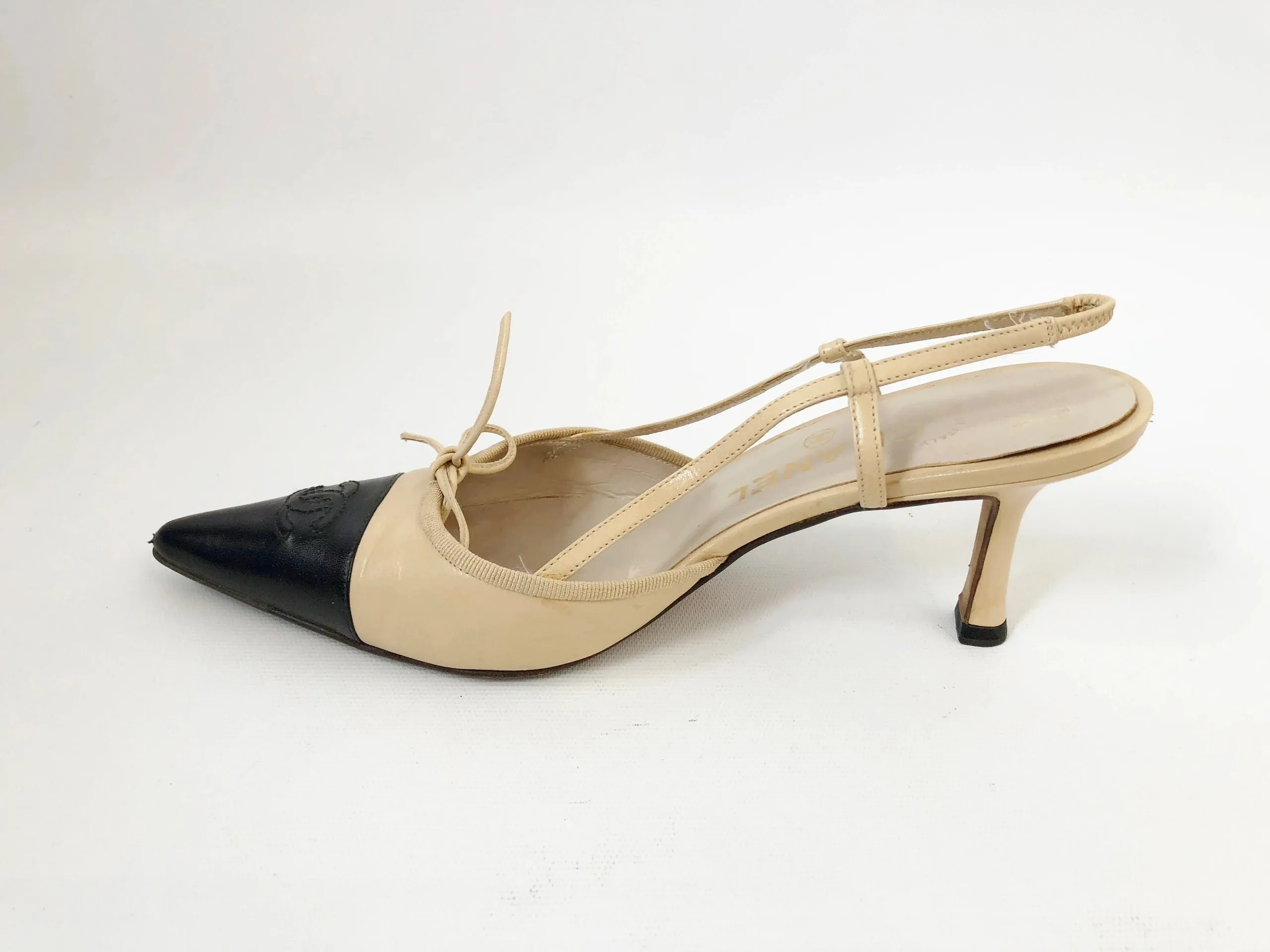 Chanel Cap-Toe Slingback Size 37.5 It (7.5 Us)