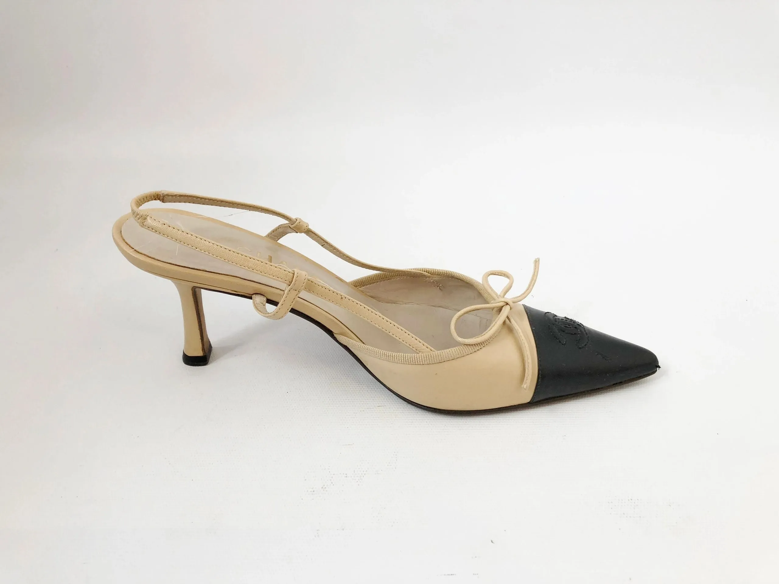 Chanel Cap-Toe Slingback Size 37.5 It (7.5 Us)