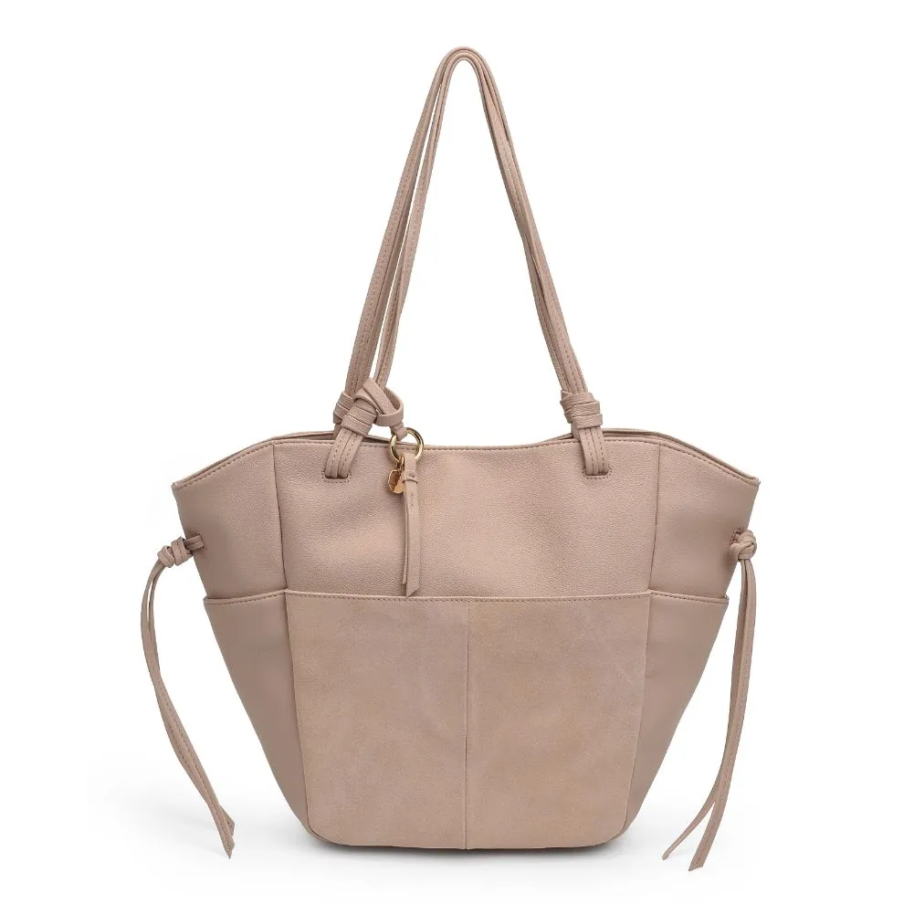 Chloe Hobo