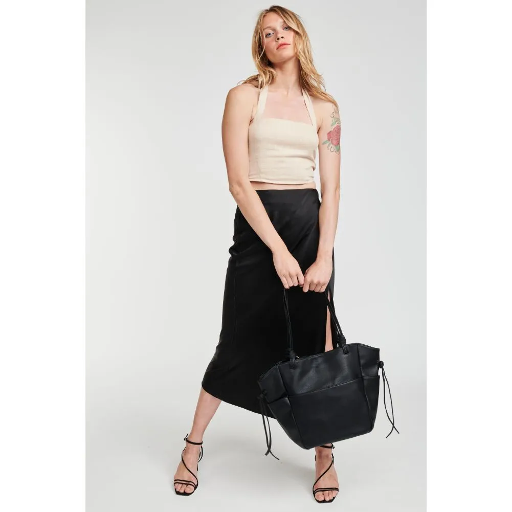 Chloe Hobo