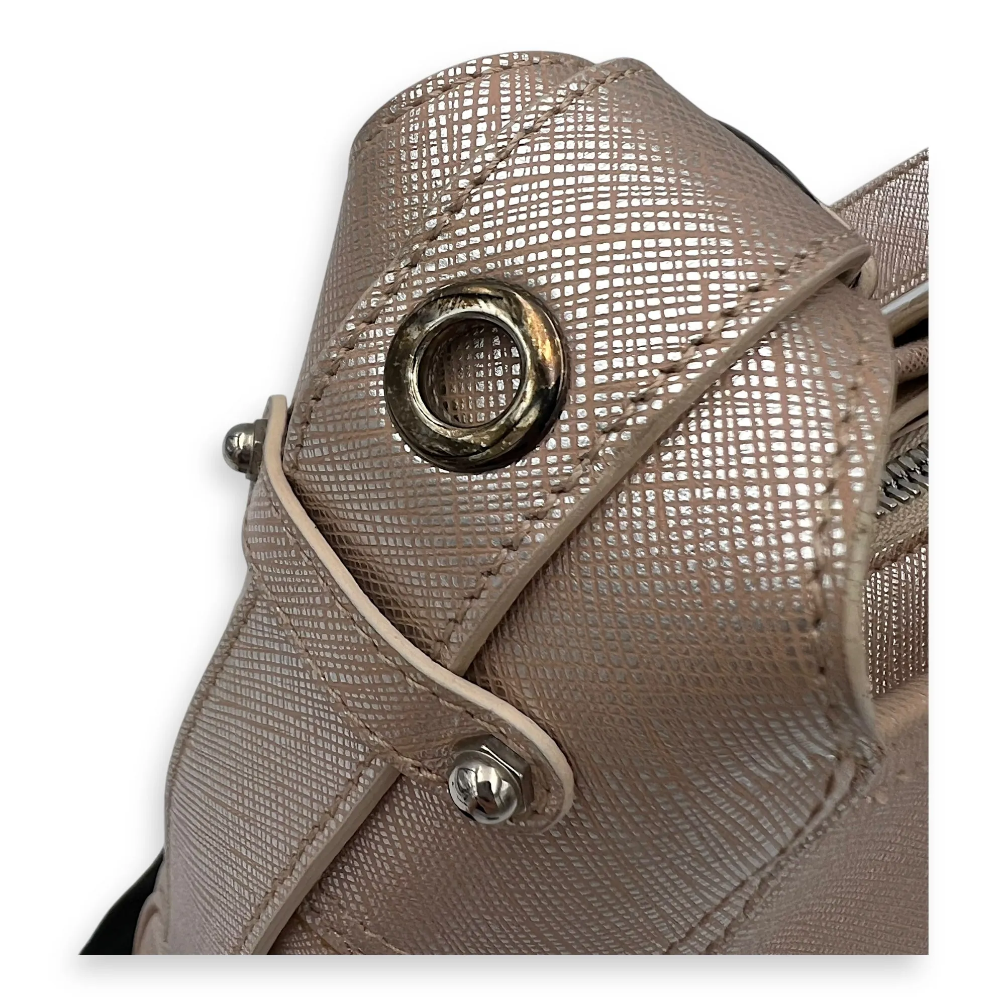 Gancini Hobo Shoulder bag in Saffiano leather, Silver Hardware