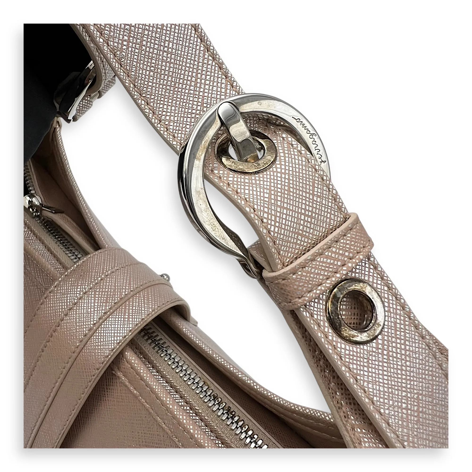 Gancini Hobo Shoulder bag in Saffiano leather, Silver Hardware