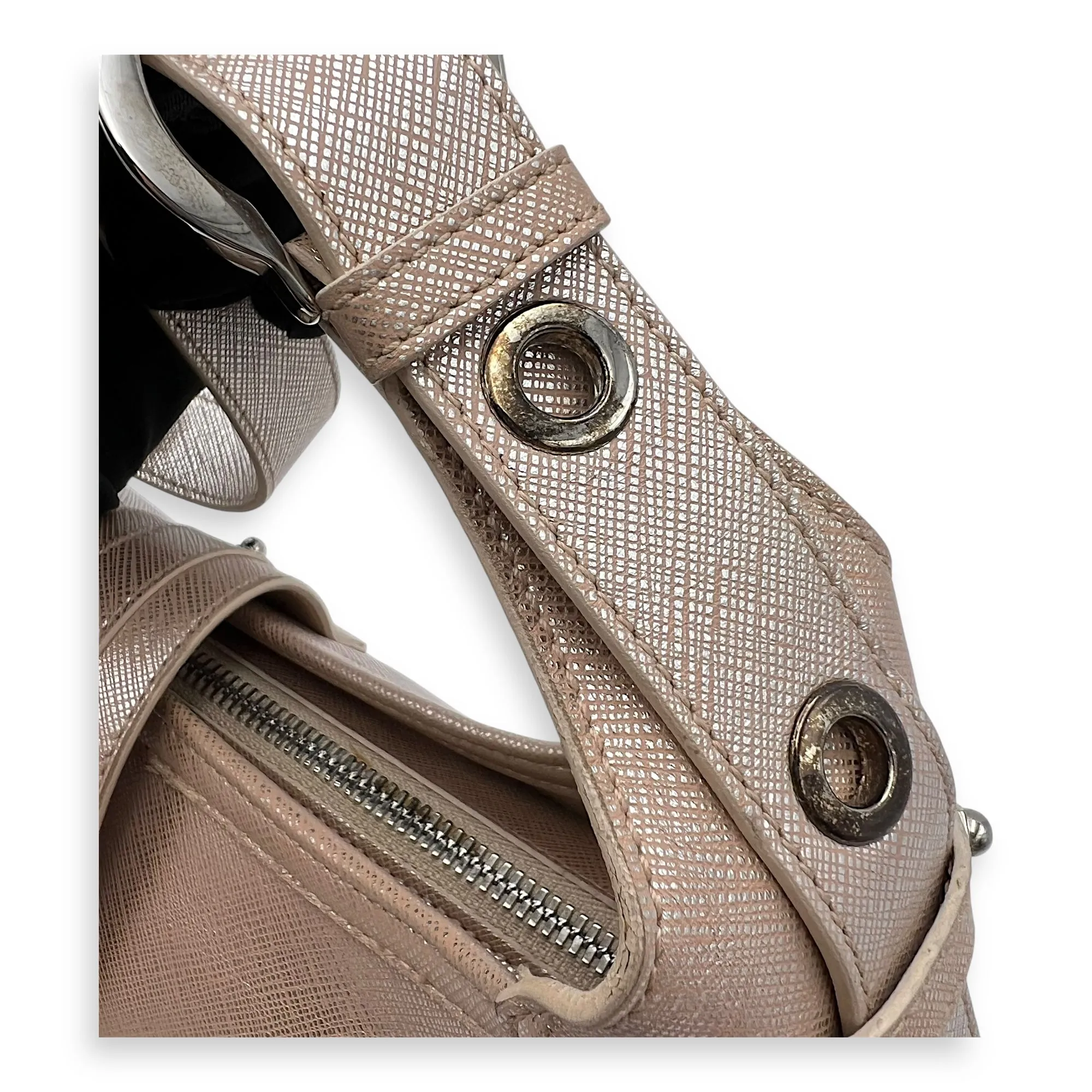 Gancini Hobo Shoulder bag in Saffiano leather, Silver Hardware