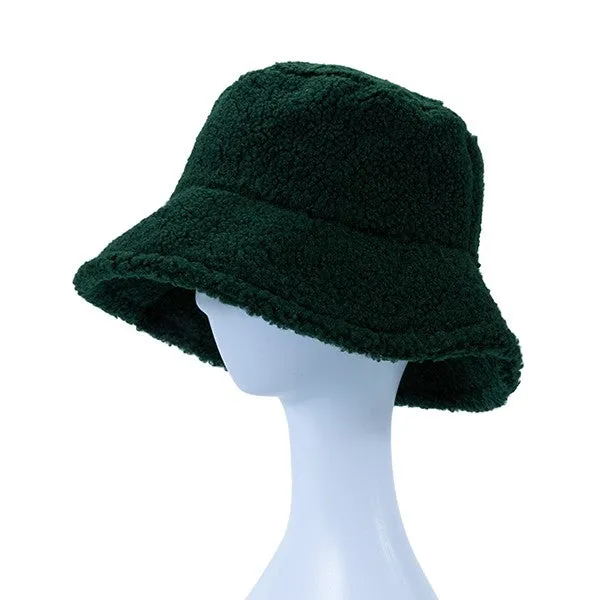 GETTING A FUZZY FEELING BUCKET HAT