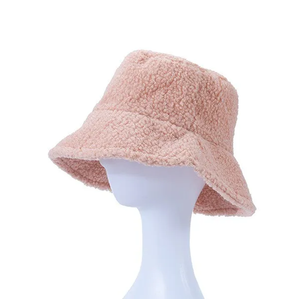 GETTING A FUZZY FEELING BUCKET HAT