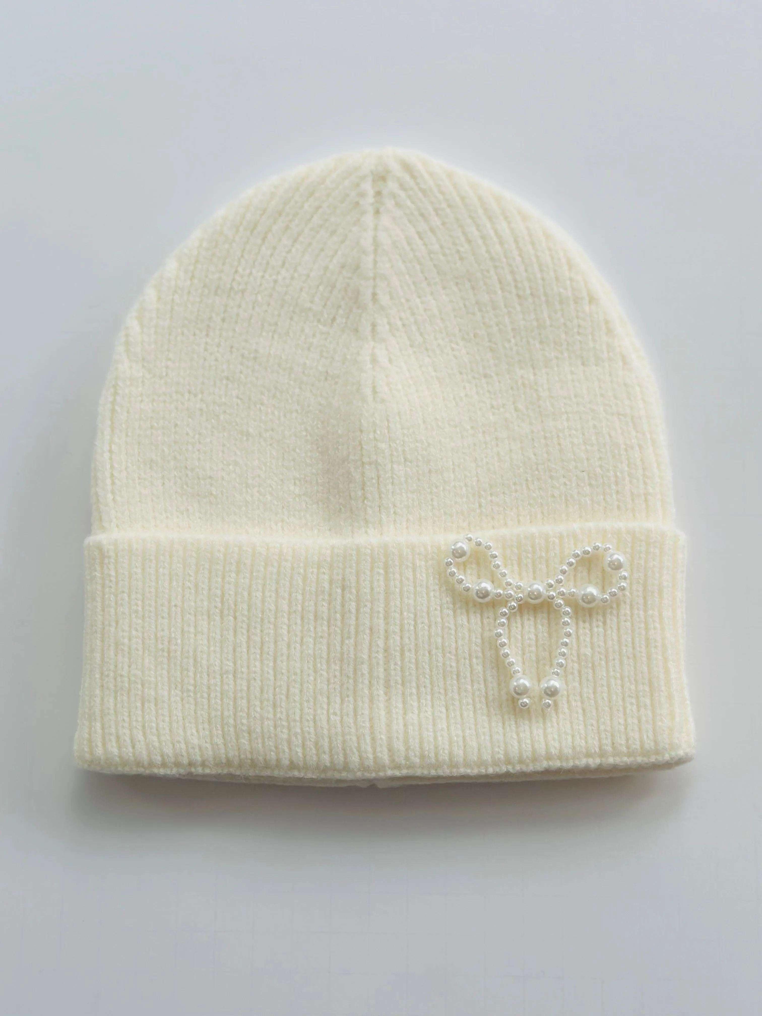 H60 PEARL BOW BEANIE
