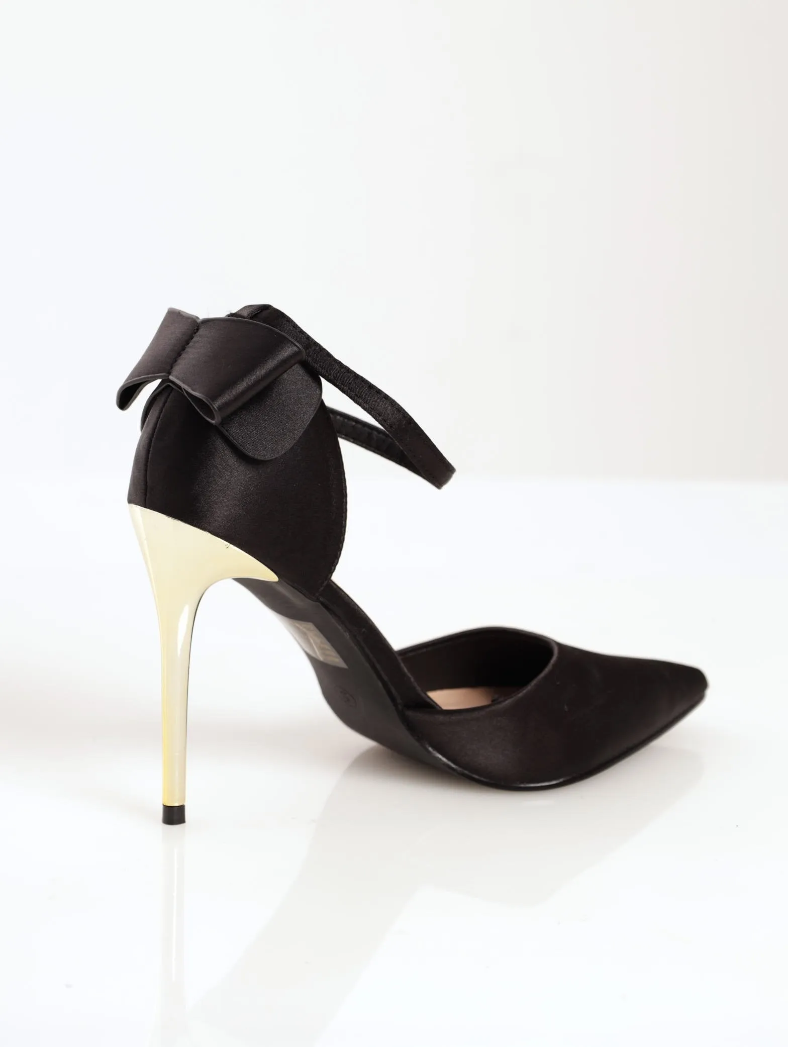 Ladies D'Orsay Back Bow Pointed Court On Metal Stile Heel - Black