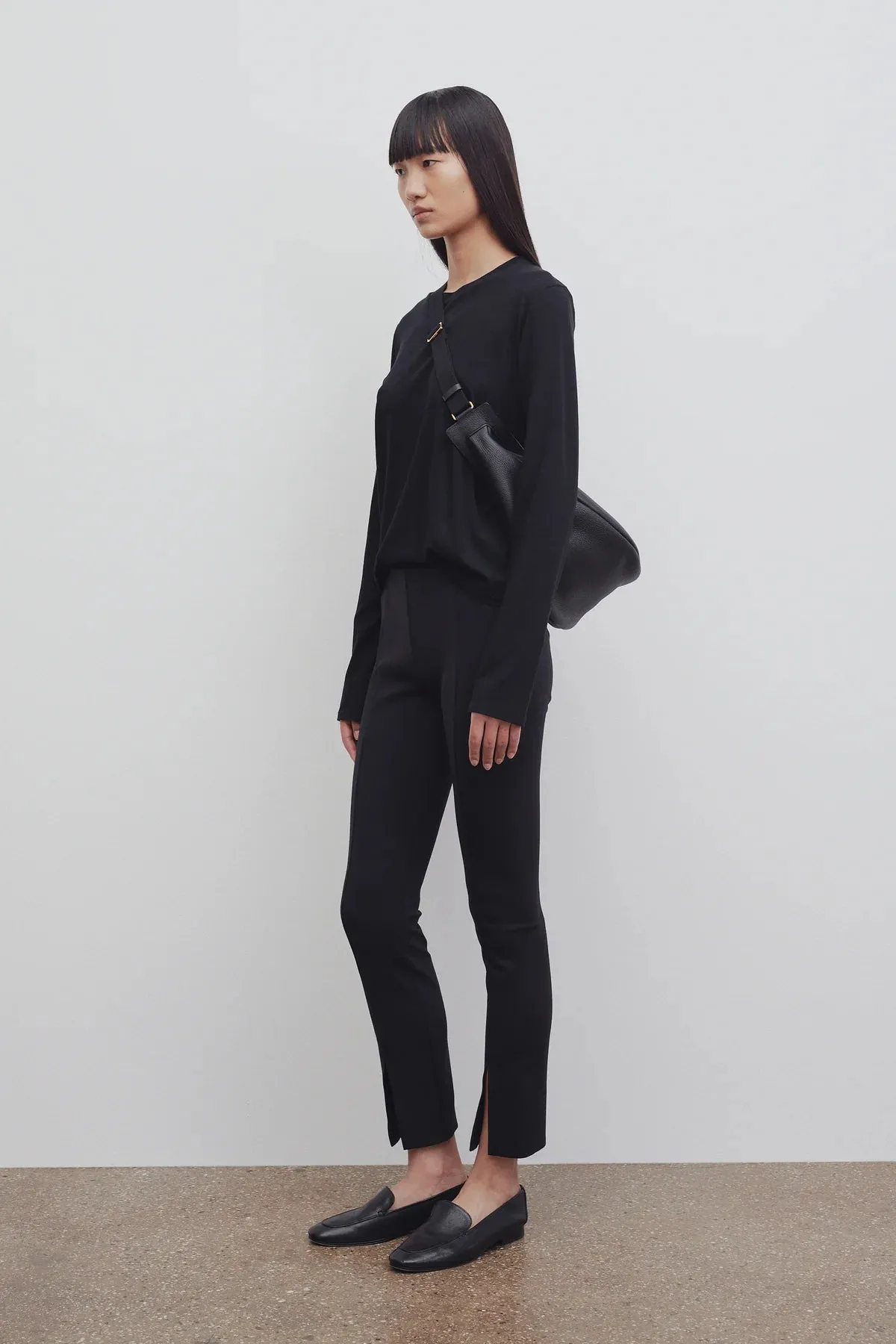 Large Slouchy Banana Bag in Leather
