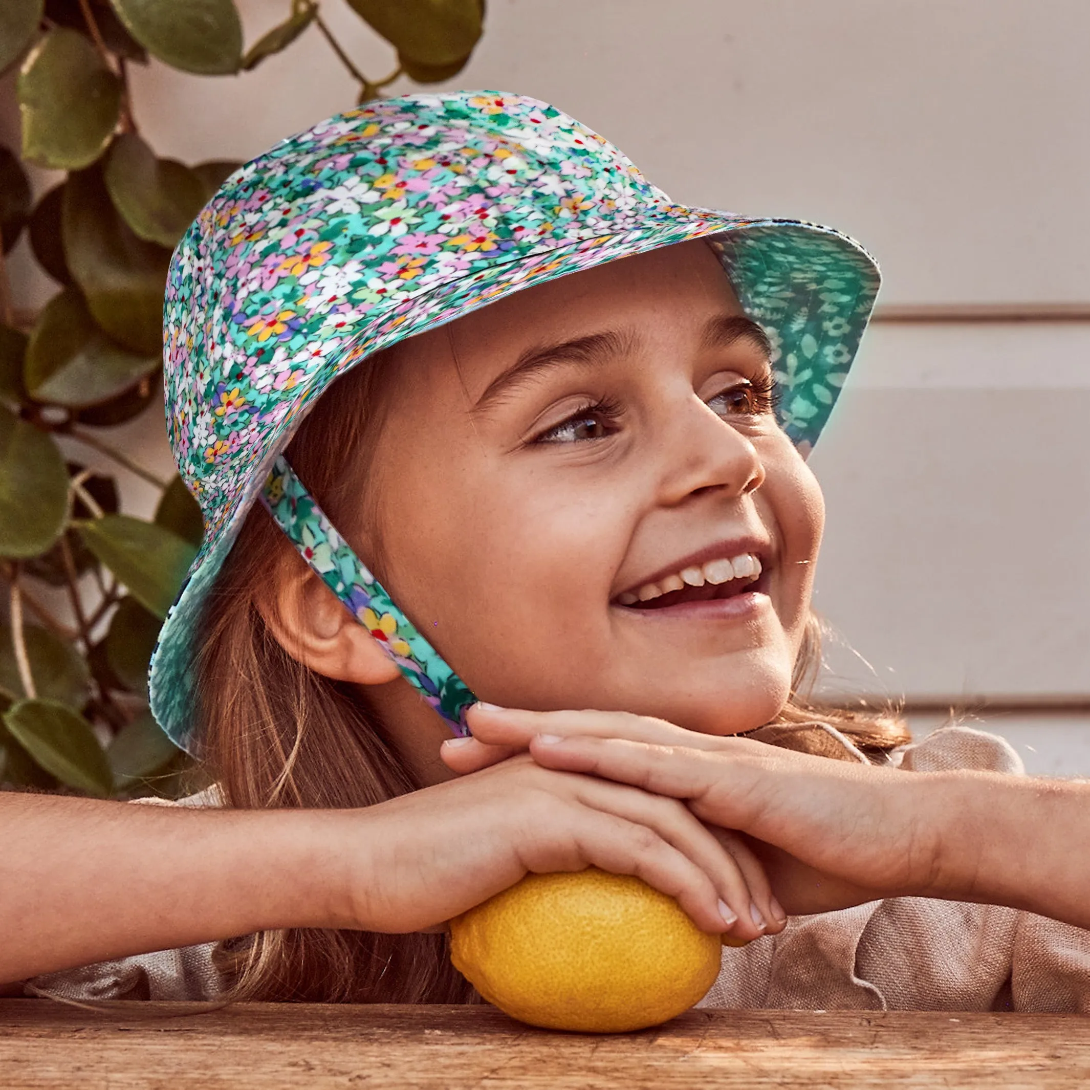 Levi Bucket Hat - Green Floral