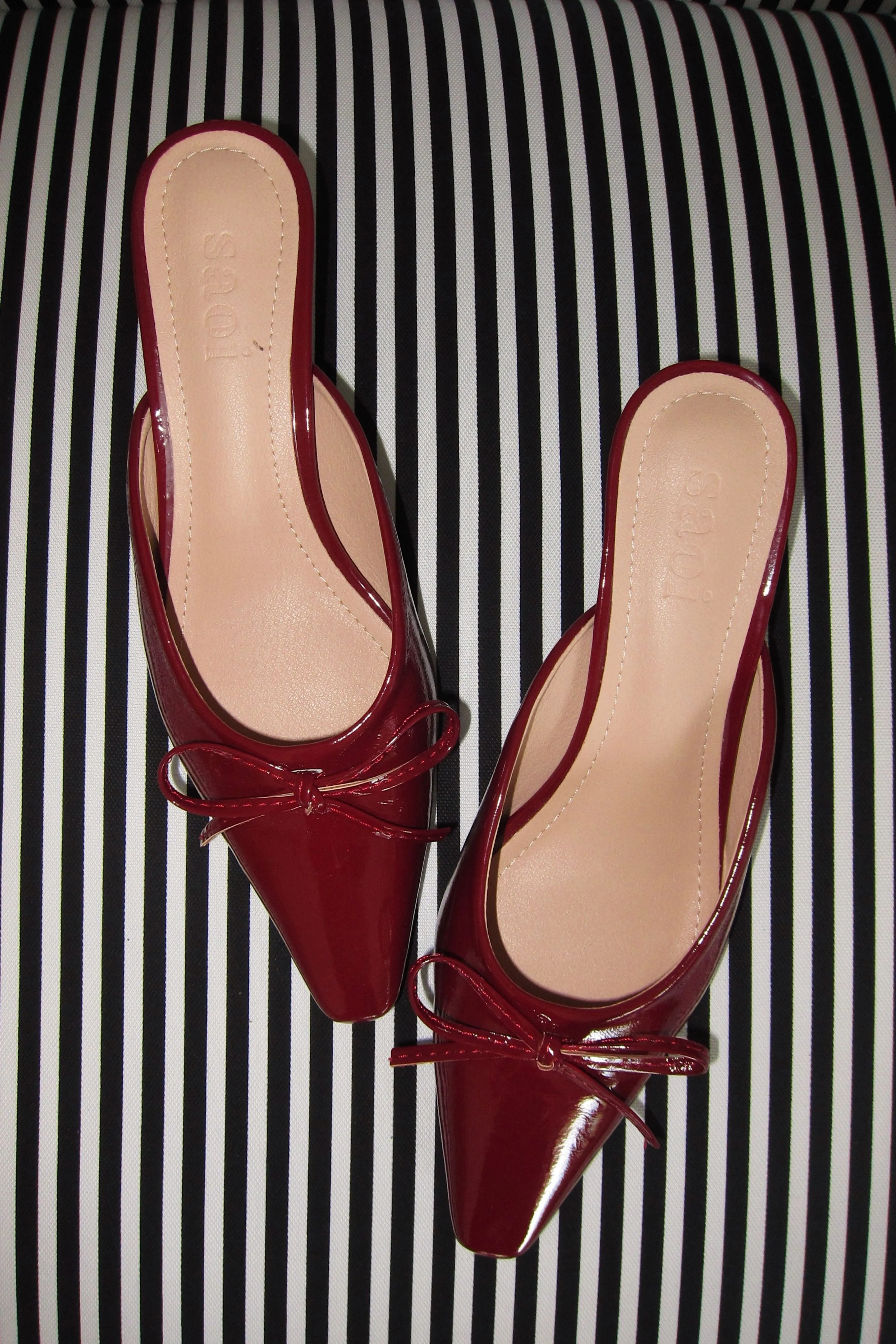 Lola Kitten Heels in Burgundy Maroon