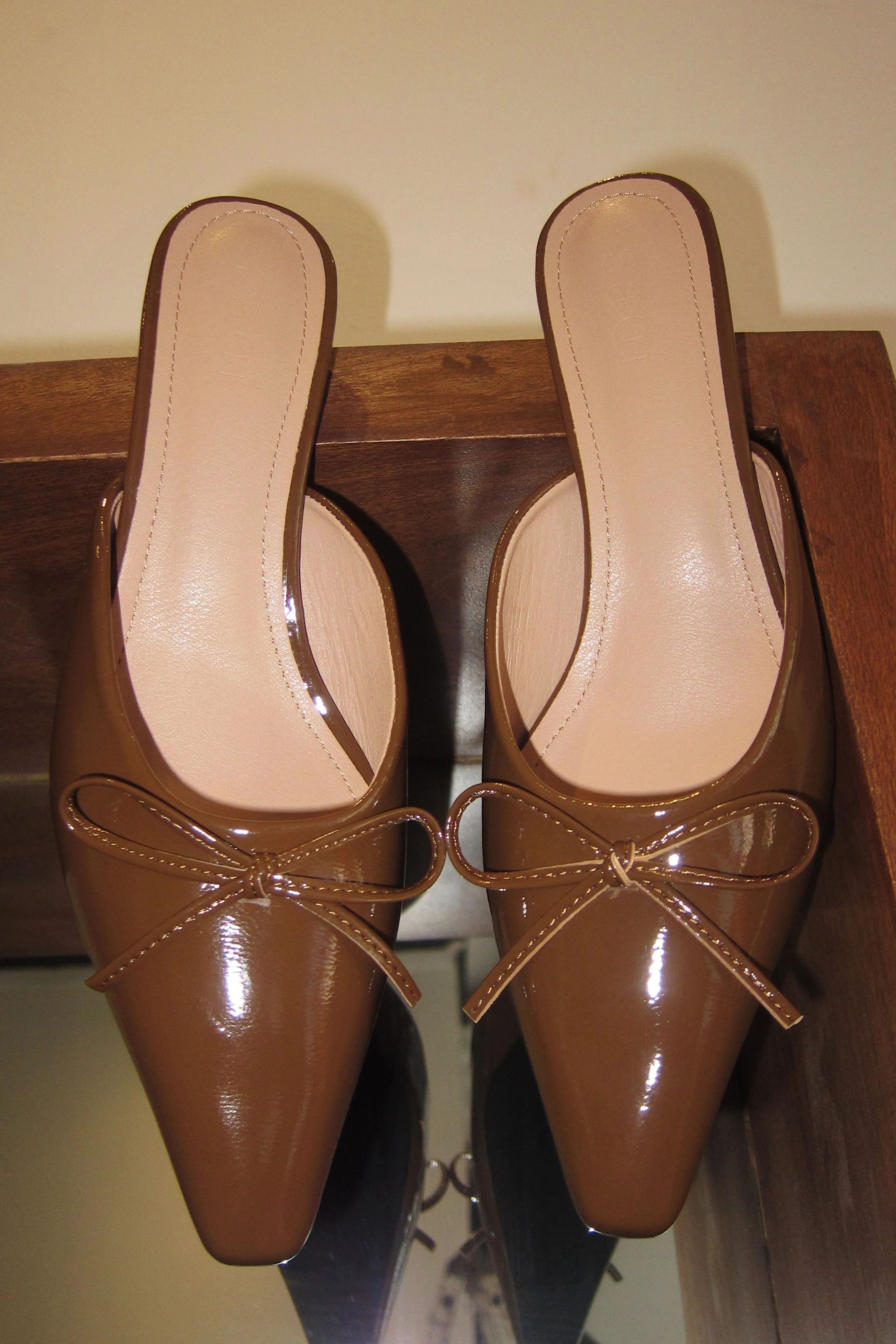 Lola Kitten Heels in Khaki Green