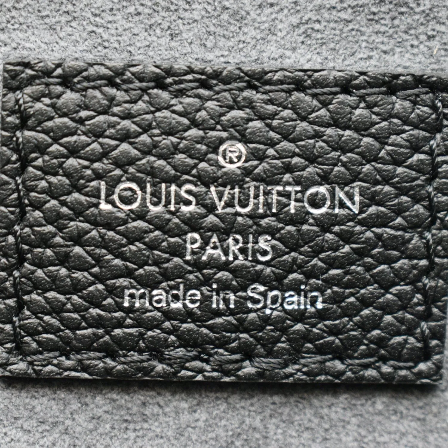 LOUIS VUITTON Beaubourg Mahina Leather Hobo Shoulder Bag Black
