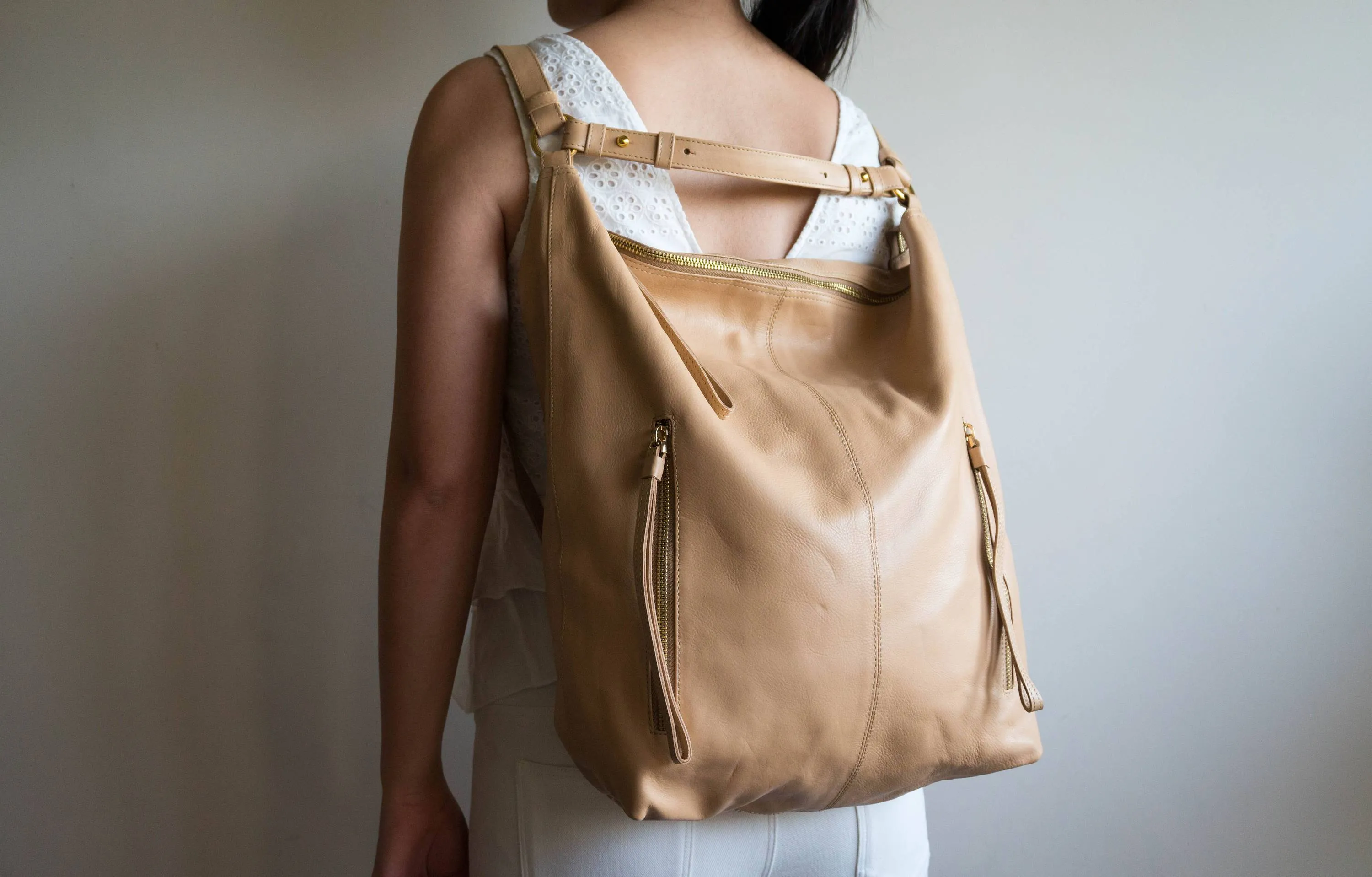 Neve Hobo Convertible Tote in Nude