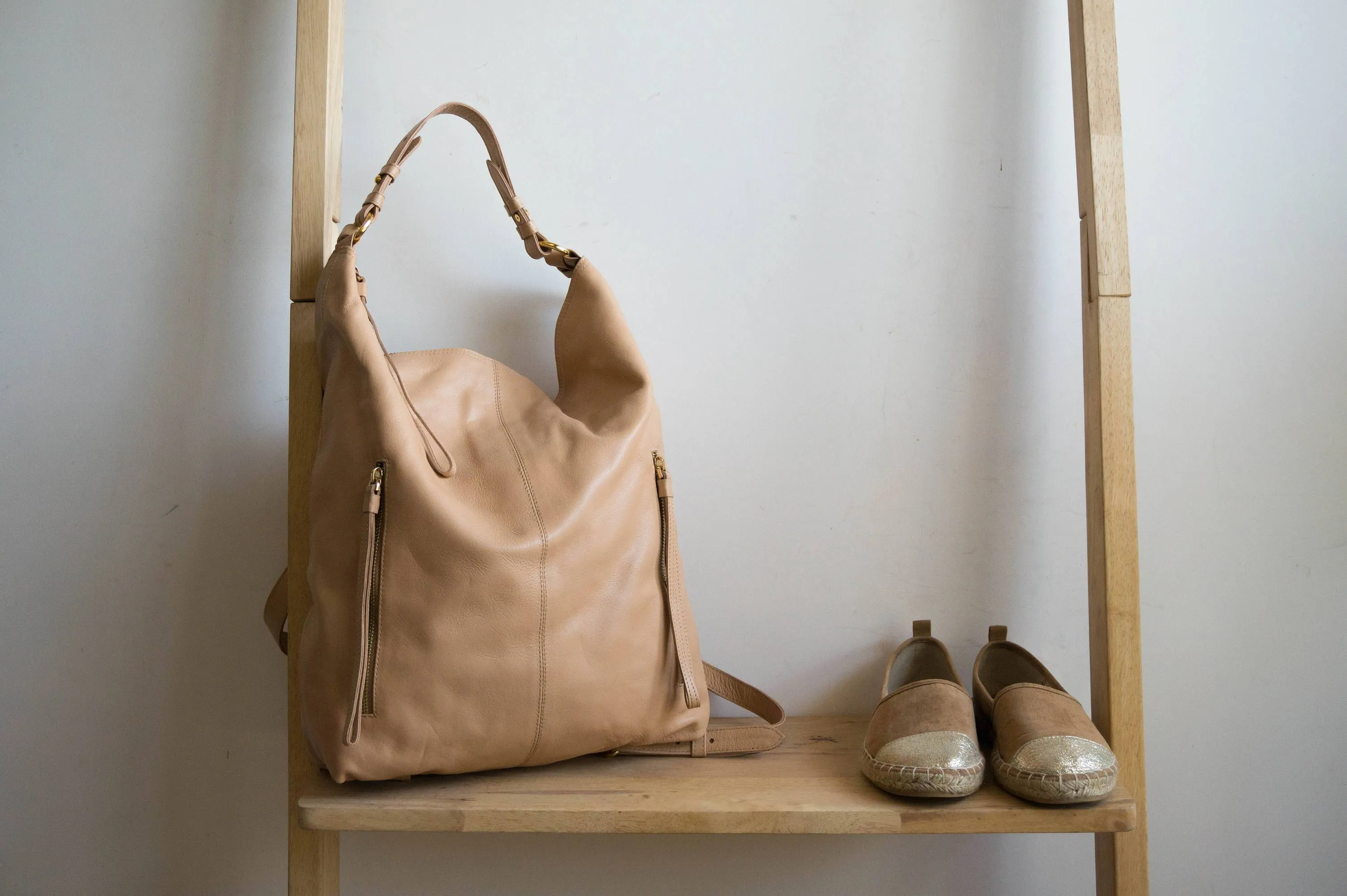 Neve Hobo Convertible Tote in Nude