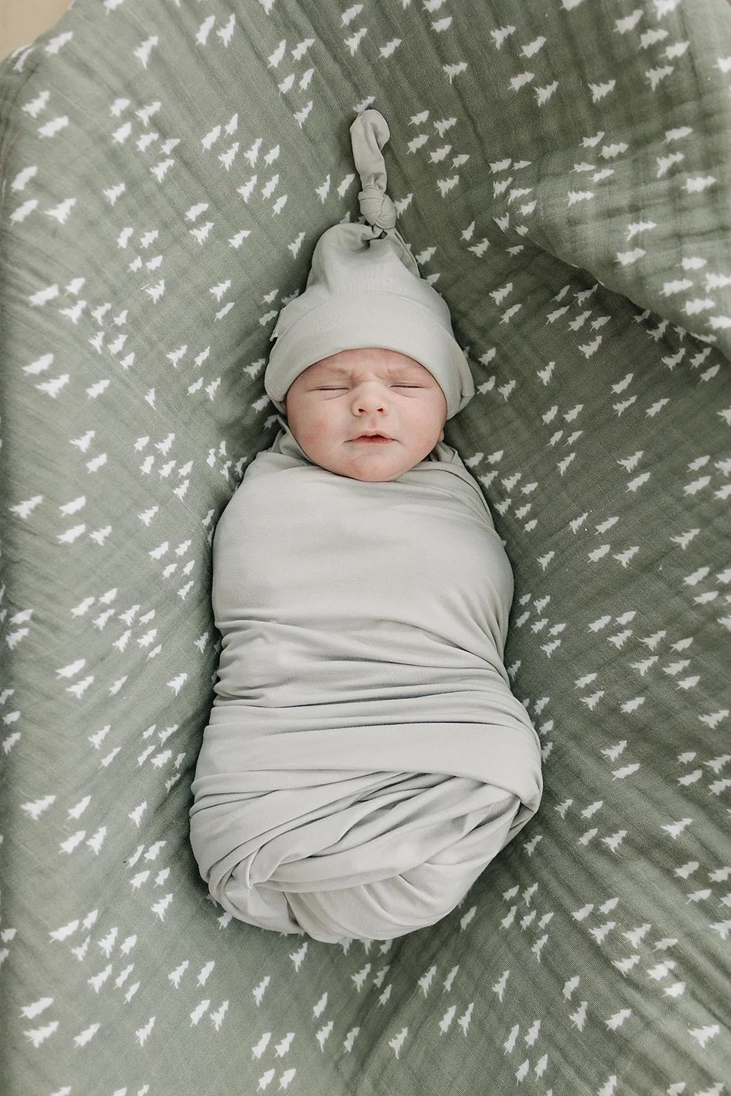 Newborn Knot Hats