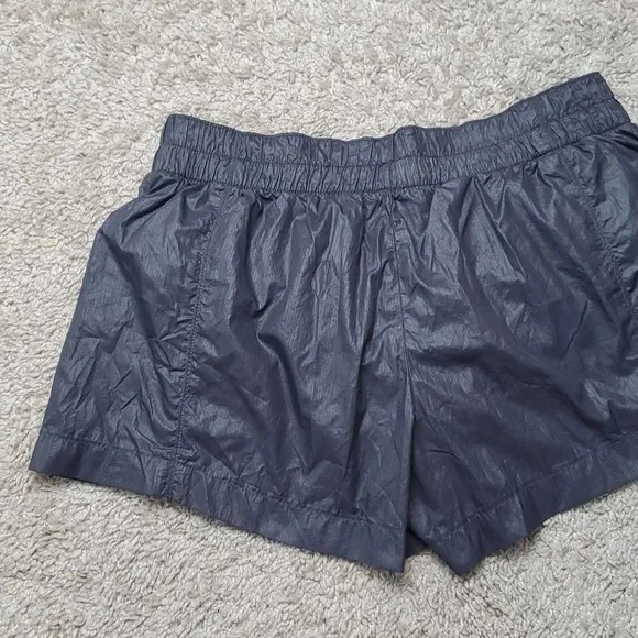 (P) Cap body fit Women short sport hiking running gym 2 pocket sz S rare black