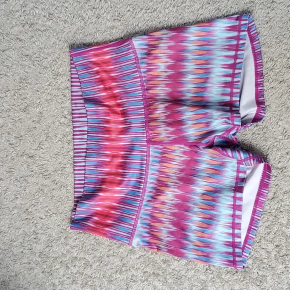 Prana Women short hiking running gym sport training sz L colorful