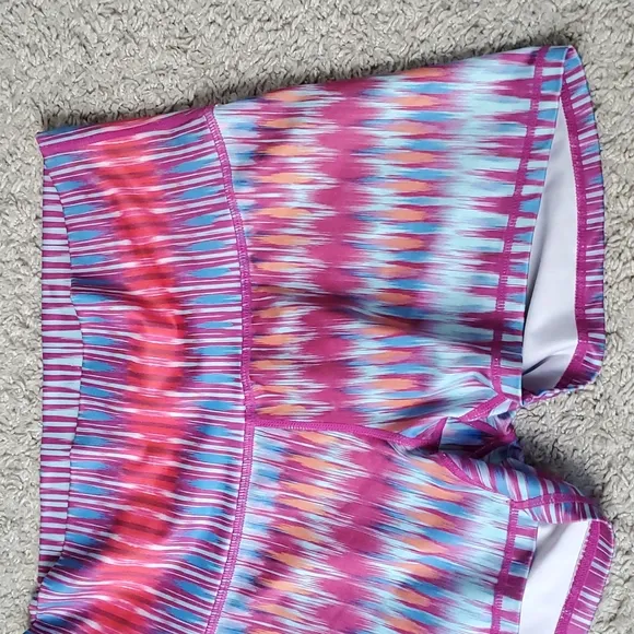 Prana Women short hiking running gym sport training sz L colorful