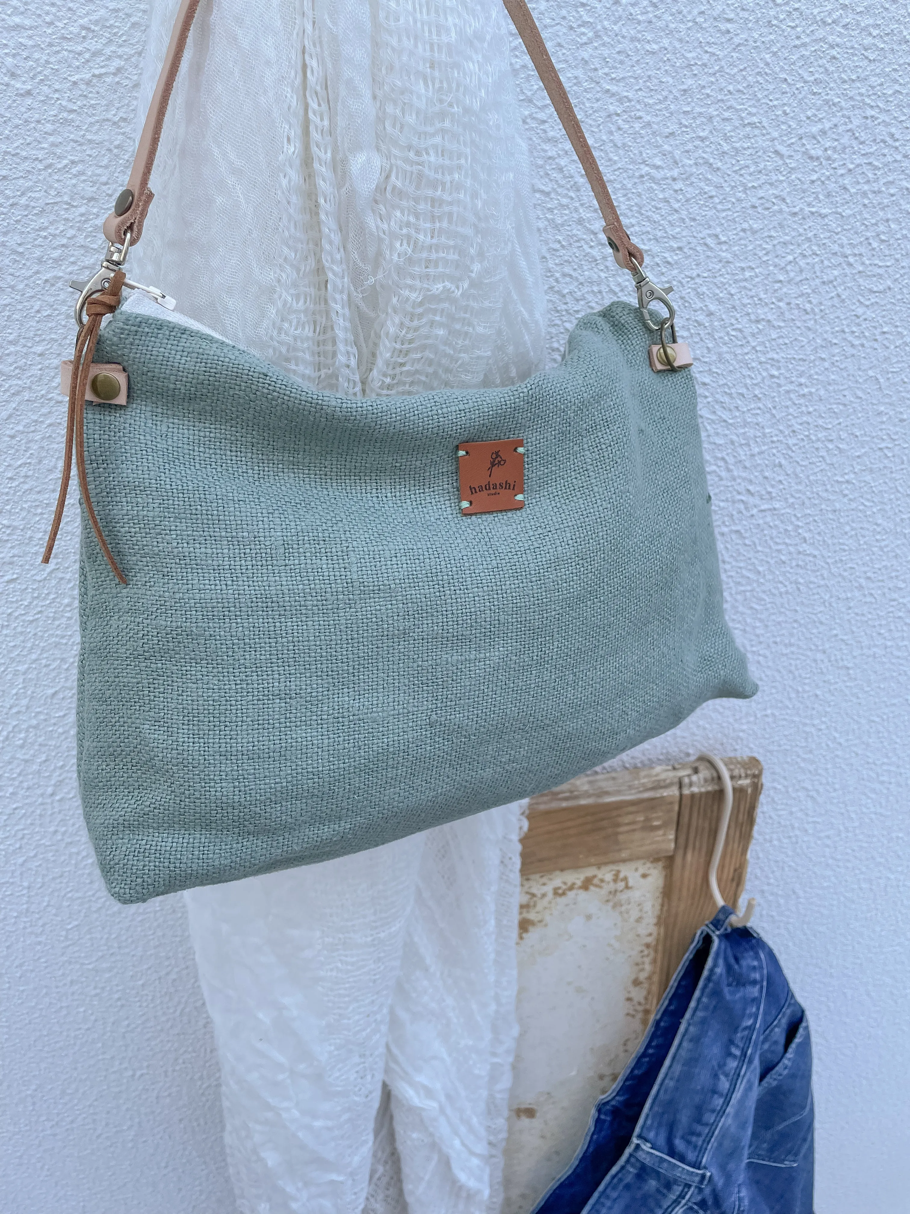 Slouchy pouch: green
