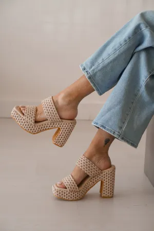 Traveler Heels
